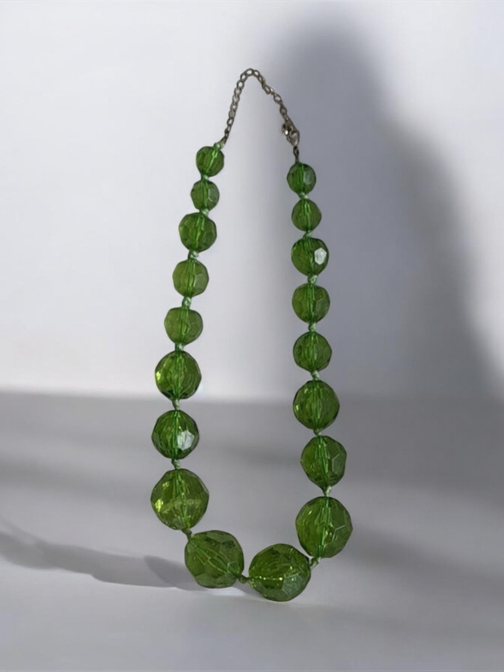 Vintage Green Faceted Bead Necklace